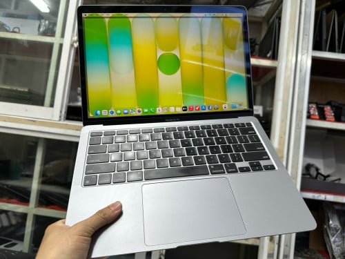 បងៗចង់បានMacBook តំលៃល្អ