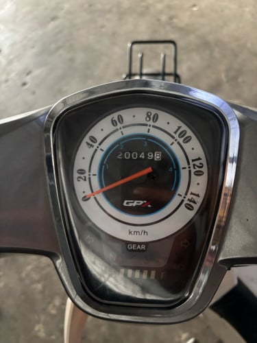 លក់ម៉ូតូPopz GPX ឆ្នាំ2022 ពណ៌ទឹកប្រាក់មានពន្ធកាតគ្រីត្រឹមត្រូវ