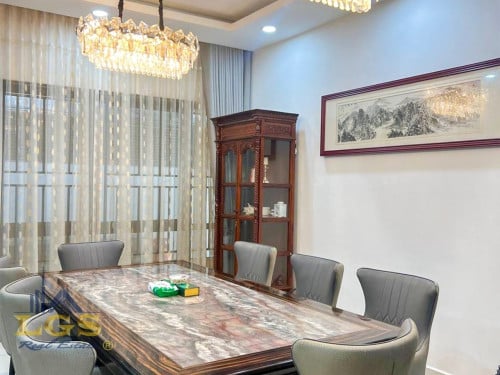 វីឡាឃ្វីនសម្រាប់ជួល | Queen Villa For Rent
