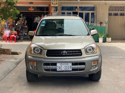 ឡានលក់ RAV4 L ឆ្នាំ02 ឡានស្អាត