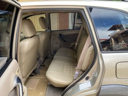 ឡានលក់ RAV4 L ឆ្នាំ02 ឡានស្អាត