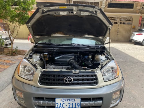 ឡានលក់ RAV4 L ឆ្នាំ02 ឡានស្អាត
