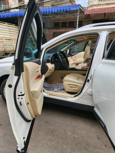 លក់ RX450H ឆ្នាំ010ហ្វូល នាក់ប្រើស្រីន១ជុំ ម្ចាស់ដើម ទី១