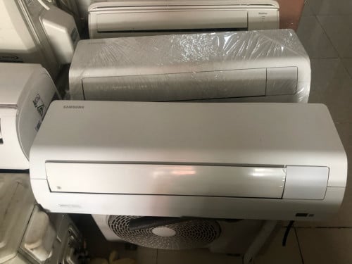លក់Samsung 1,5hp inverter សន្សំសំចៃភ្លេីងឆ្មាំ2025