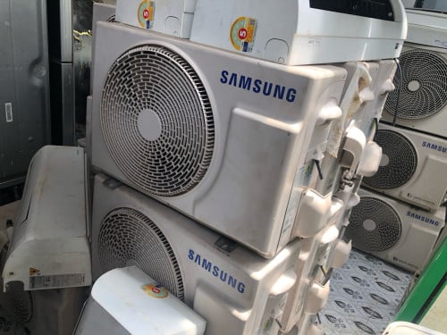 លក់Samsung 1,5hp inverter សន្សំសំចៃភ្លេីងឆ្មាំ2025