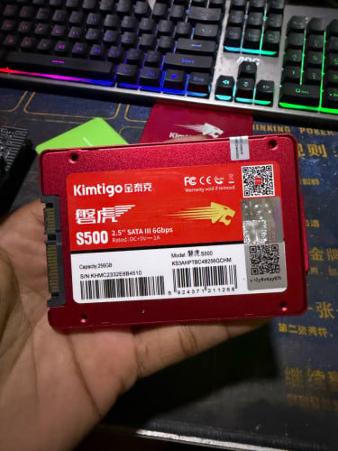 លក់ SSD 256g