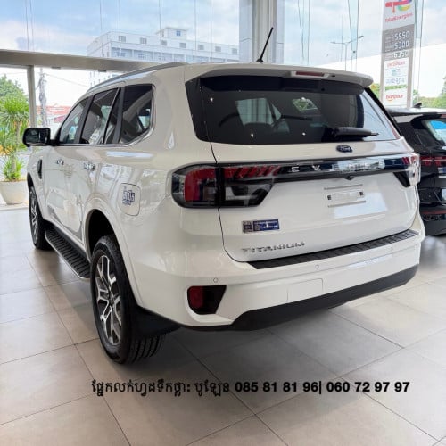 តម្លៃពិសេស SUV 7 កៅអី