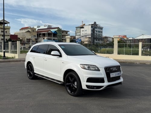 *តម្លៃ១មុឺនជាង រក SUV 7កៅអី គឺ Audi Q7 នេះហើយ*