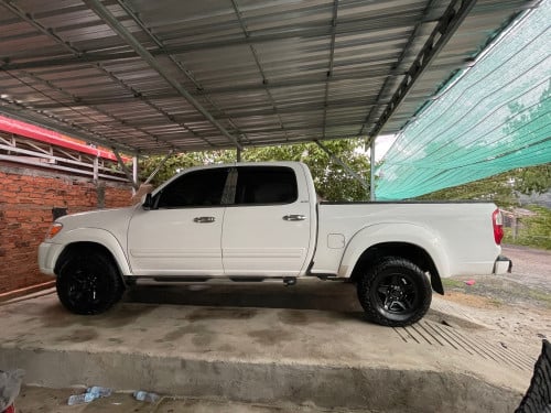 លក់tundra 04 p2