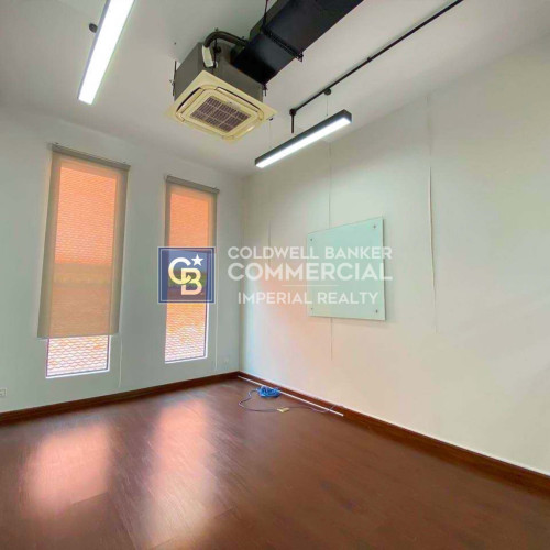 🏢 Serviced office for rent at Bkk1  (OF-016)
