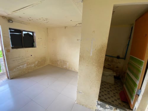 ๐ฆHouse Available for Urgent Sale at a Special Price (Negotiable).