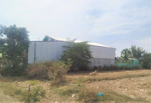 ๐ฆWarehouse for Urgent Sale at a Special Price (Negotiable).