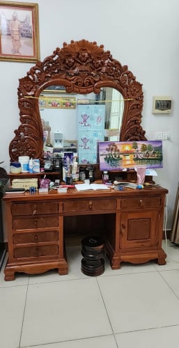 👑 ទូរសំអាងឈើបេងវត្ថុបុរាណ ម៉ូដឆ្លាក់ក្បាច់ផ្កាប្រណីត 👑