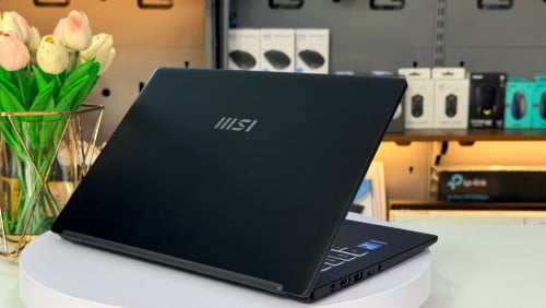 🥰Laptop office ចូលស្តុកទៀតហើយបងៗ🥳👉MSI Modern 14 C12M (1ទឹកស្អាត 99.99%)