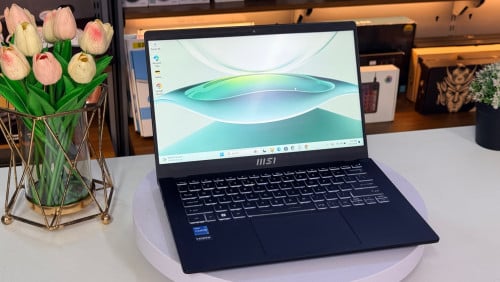 🥰Laptop office ចូលស្តុកទៀតហើយបងៗ🥳👉MSI Modern 14 C12M (1ទឹកស្អាត 99.99%)
