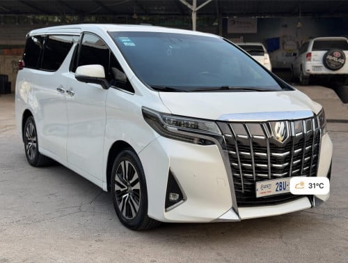 ឆ្វេងសុីន V6 spec រស្សុី executive lounge