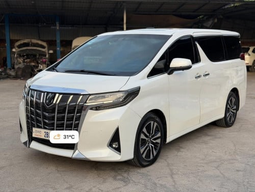 ឆ្វេងសុីន V6 spec រស្សុី executive lounge