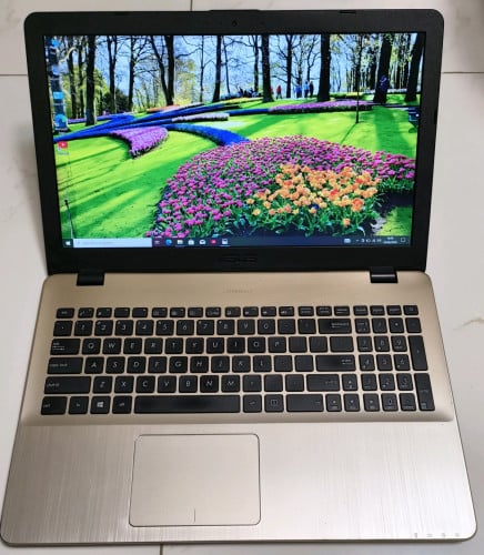 លក់ធូរថ្លៃប្រញាប់លុយvga 2G i7 8th 128G+1T FHDAsus A542U 95%