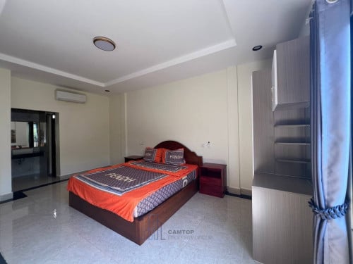 1BR - Ground Floor Apartment In Boeung Tompun Area