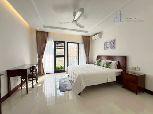 2 Bedroom Modern Apartment For Rent In BKK3 With Pool