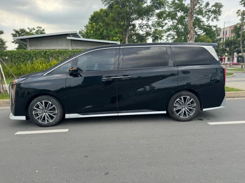 2024 GAC GN8 SPEC GLOBAL