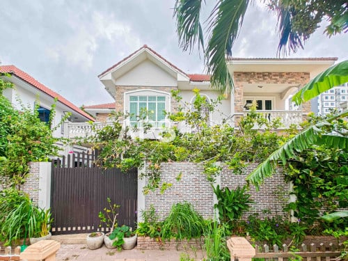 4 Bedroom Villa For Sale - | Chrouy Changva | Phnom Penh
