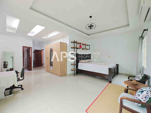 4 Bedroom Villa For Sale - | Chrouy Changva | Phnom Penh