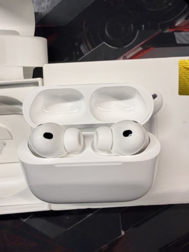 AirPods Pro 3 (3times use only in 2 months ) Everything like brand new