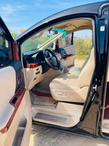 ALPHARD 2010 For Rent /出租