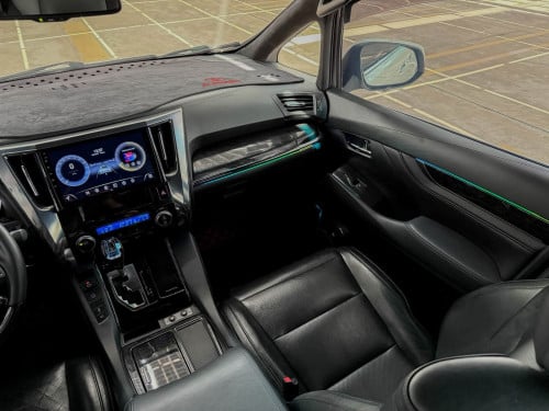 ALPHARD UP LEXUS LM 015 Auto3
