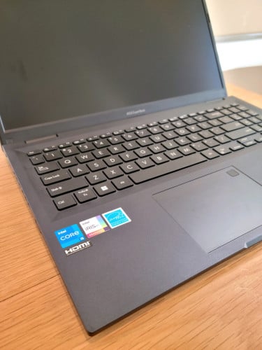 Asus Expert book 15