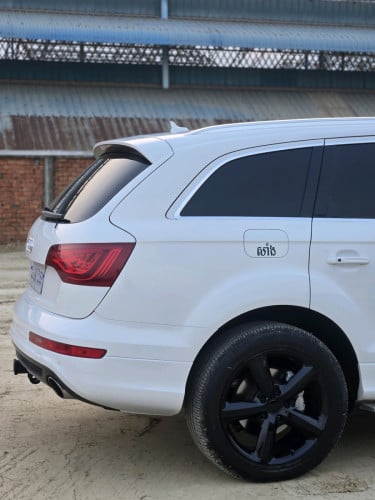 Audi q7 2011 សាំង លក់ 1200