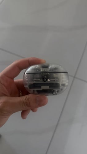 Beats Studio Buds + Transparent 98%
