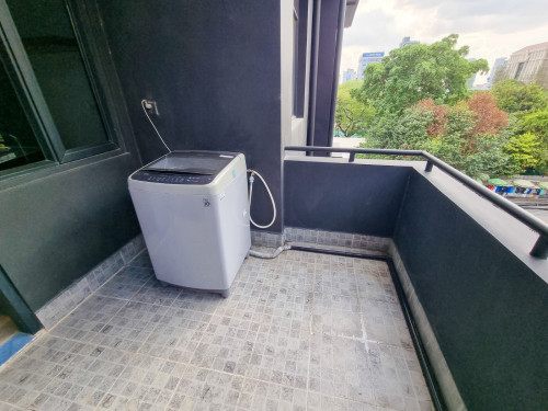 BKK1 | Spacious 2BR Serviced Apartment with Pool | Free Car Parking
