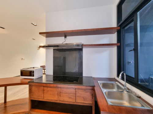 BKK1 | Spacious 2BR Serviced Apartment with Pool | Free Car Parking