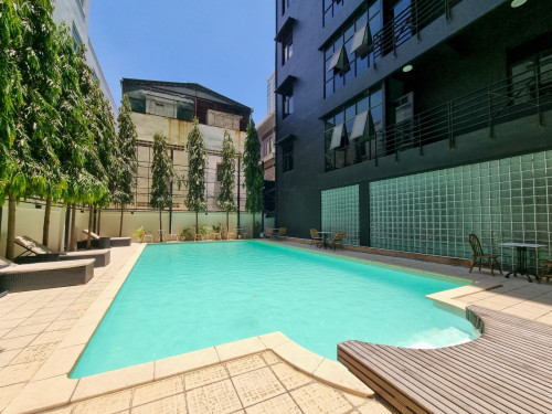 BKK1 | Spacious 2BR Serviced Apartment with Pool | Free Car Parking