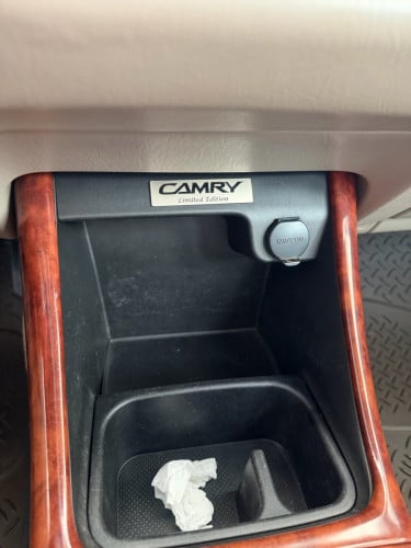 Camry 04 Limited Edition មេឡាន 2BH សីុន