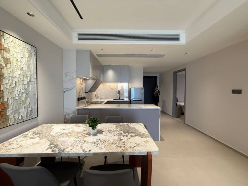 Condo 3bedroom 1000$