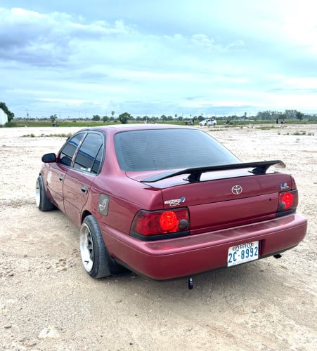 Corolla 95 ឡានអ្នកជិះផ្ទាល់
