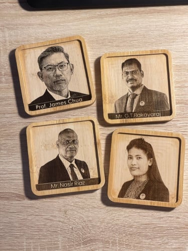 Custom Square Frame with your Personalize Photo /Logo/Wordings (with wooden stand)ឈើឆ្លាក់រូបគ្រួសារ