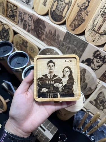 Custom Square Frame with your Personalize Photo /Logo/Wordings (with wooden stand)ឈើឆ្លាក់រូបគ្រួសារ