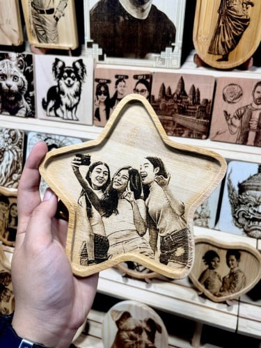 Custom Star Wooden Shape for Wedding Souvenir (Name/Initials & Logo Only)