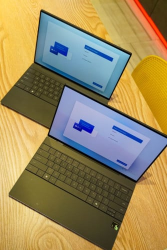 Dell XPS9345 NON-Touch and Touch