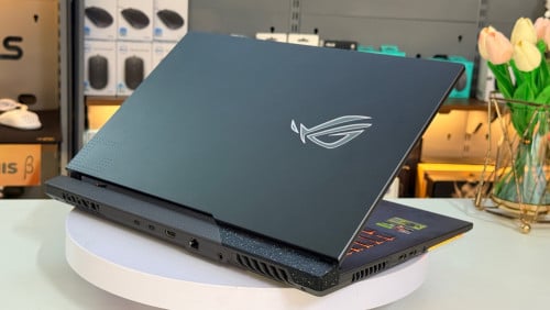 Gaming 1ទឹកស្អាត 99%✔️Special price❤️🔥✔️❤️🔥Gaming Rog Strix G17 G713R💜💙