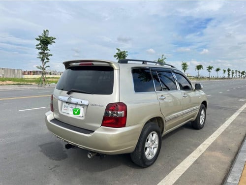 Highlander 2001 Limited full ស្អាត