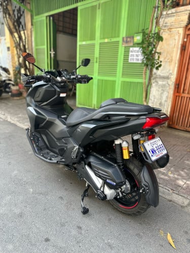 Honda ADV160 ជប៉ុន2024 ផ្លាក់លេខពិសេស 4ពាន់km