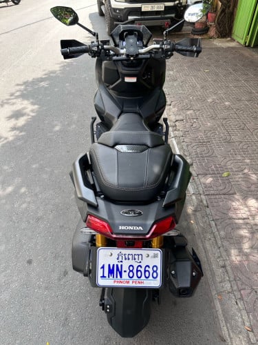 Honda ADV160 ជប៉ុន2024 ផ្លាក់លេខពិសេស 4ពាន់km