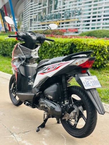HONDA BEAT 019ក្រុមហ៊ុន ម៉ាសុីនតាន់ហាប់នែនស្ងាត់សំណុំហ្សីន98%ជីះស្រួលធានាមិនលាន់មិនហុយមានពន្ធកាតគ្រឺ