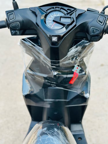 HONDA BEAT 022ក្រុមហ៊ុនNCX ម៉ាសុីនតាន់ហាប់នែនស្ងាត់សំណុំហ្សីន98%ធានាមិនលាន់មិនហុយមានពន្ធកាតគ្រឺហ្សីន