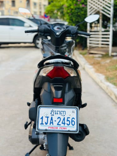 HONDA BEAT 022ក្រុមហ៊ុនNCX ម៉ាសុីនតាន់ហាប់នែនស្ងាត់សំណុំហ្សីន98%ធានាមិនលាន់មិនហុយមានពន្ធកាតគ្រឺហ្សីន